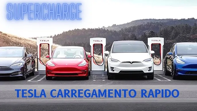 Tesla Model Y carregando em estação de carregamento na China