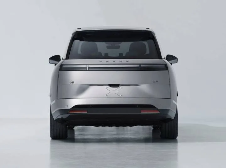 Xpeng GX elétrico design exterior frontal