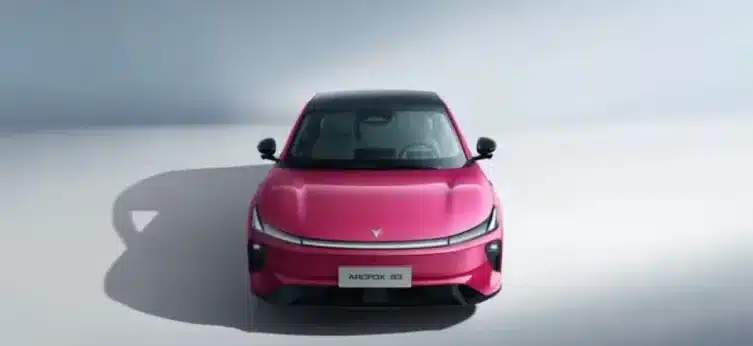 Arcfox Beta S3 carro elétrico design exterior frente