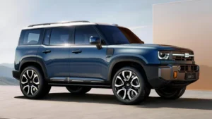 Patente da Geely para o modelo Galaxy Cruiser 700 revela sistema de eixo traseiro com motor duplo e acoplamento fluido que pode substituir os bloqueios de diferencial mecânicos em futuros SUVs elétricos