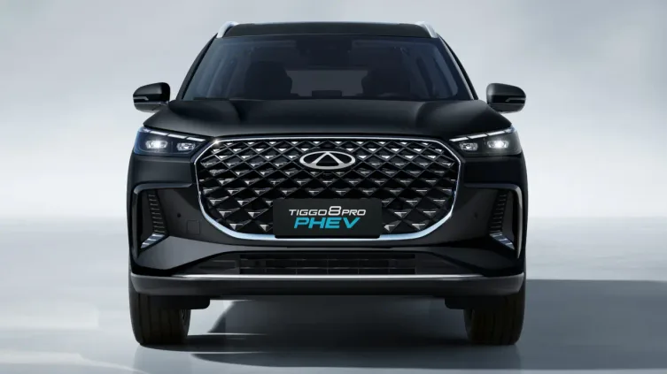 Caoa Chery Tiggo 8 PHEV 2027 vista frontal exterior