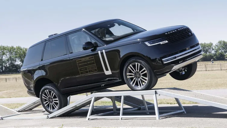 Range Rover elétrico protótipo exterior