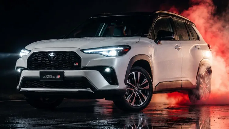 Toyota Corolla Cross 2027 exterior frontal