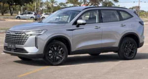 GWM Haval H6 HEV 2027 ganha motor flex e sistema híbrido atualizado com potência de 248 cavalos e consumo urbano de até 15,8 km por litro na versão produzida na fábrica de Iracemápolis no estado de São Paulo