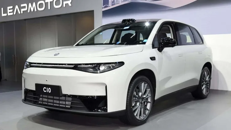 Leapmotor C10 SUV elétrico design moderno