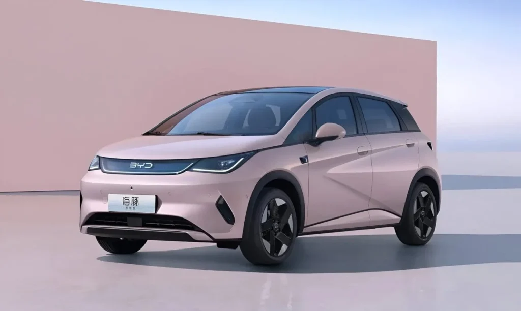 Foto Ilustrativa de um BYD Dolphin Mini (Elétrico) 2027