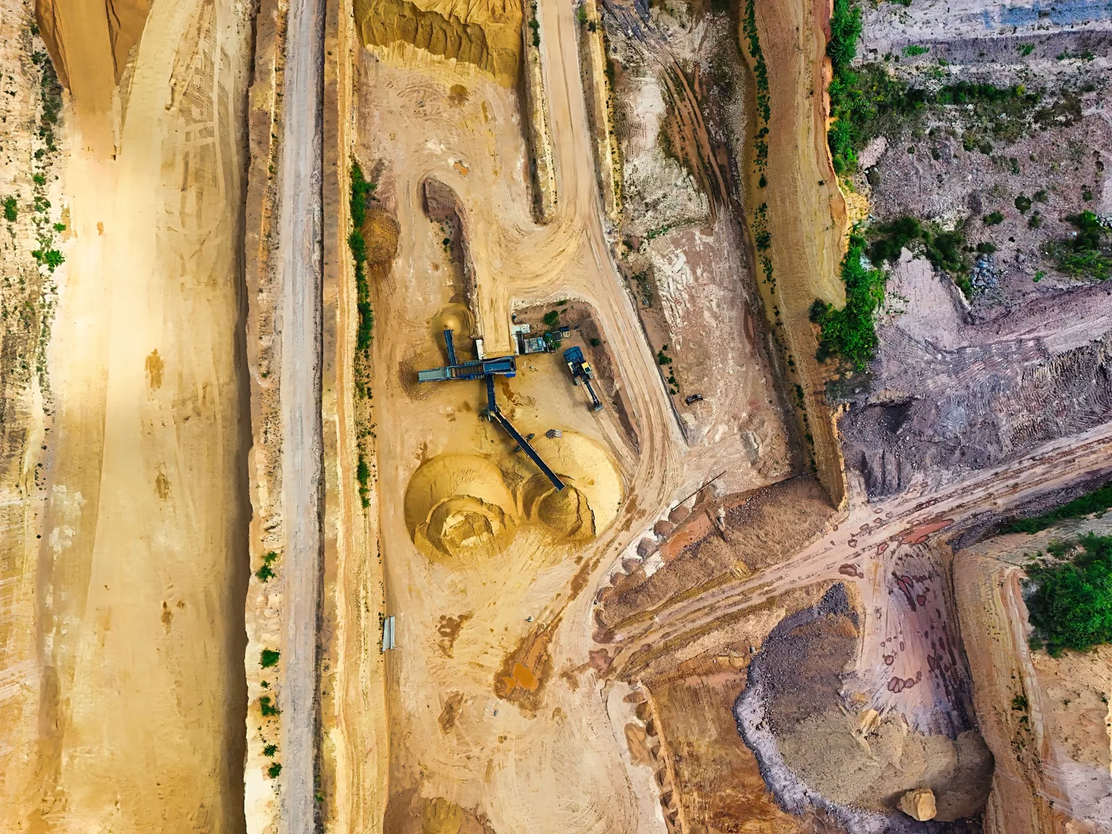 CNAE 0724-3/01: extração de ouro, prata e platina