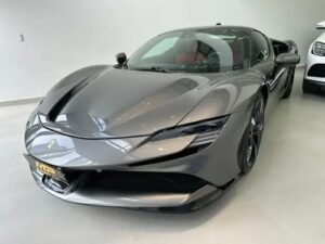 SF 90 STRADALE 4.0 V8 Bi-Turbo (Híbrido) 2023