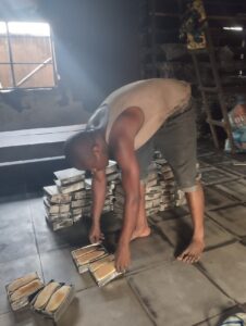CNAE 1091-1/02: fabricação própria em padaria e confeitaria