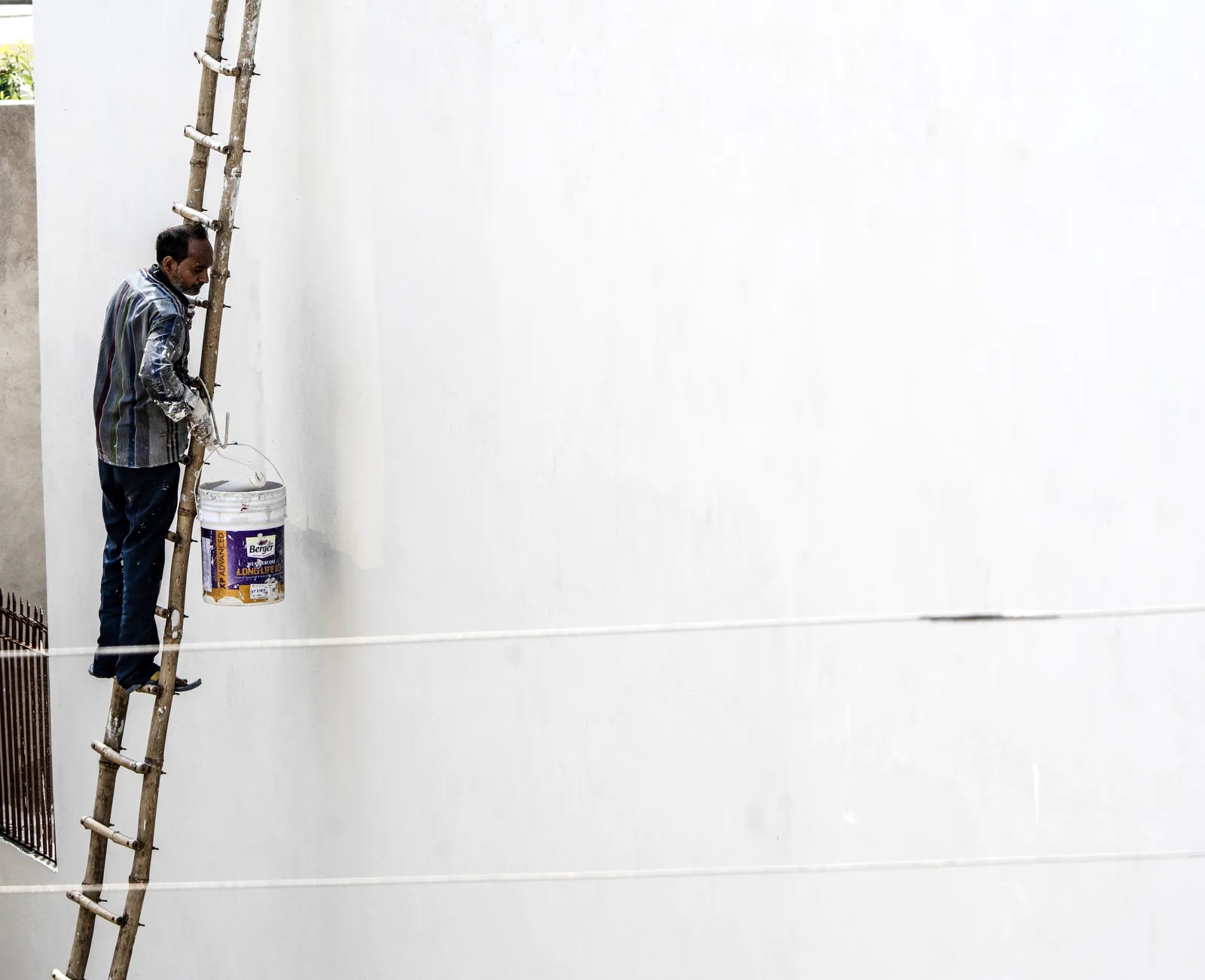 CNAE 4330-4/04: serviços de pintura de edifícios