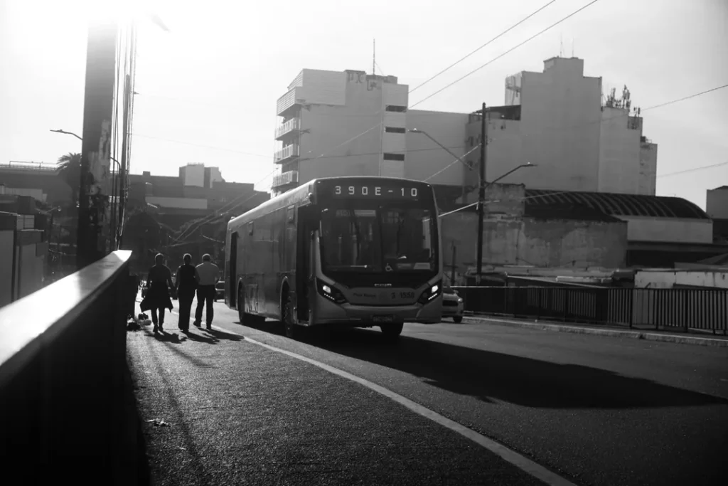 CNAE 4921-3/01: transporte coletivo municipal de passageiros