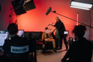 CNAE 5911-1/01: estúdios e produção cinematográfica