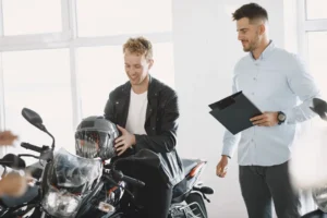CNAE 4541-2/03: venda de motos e motonetas novas