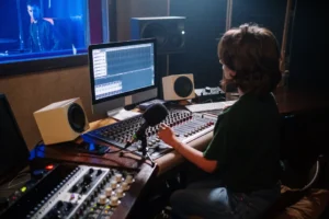 CNAE 9001-9/02: gravação, arranjo e produção musical, o que inclui?