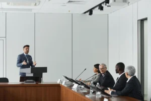CNAE 7312-2/00: agenciamento de espaços publicitários físicos