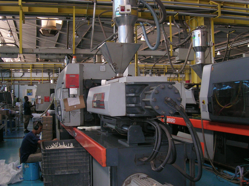 CNAE 2229-3/02: fabricação de artefatos plásticos industriais