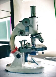 CNAE 3250-7/09: serviços de laboratório óptico especializado