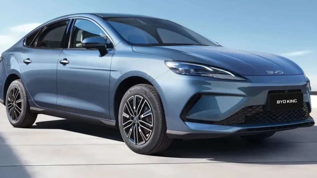 Carro BYD king na cor azul