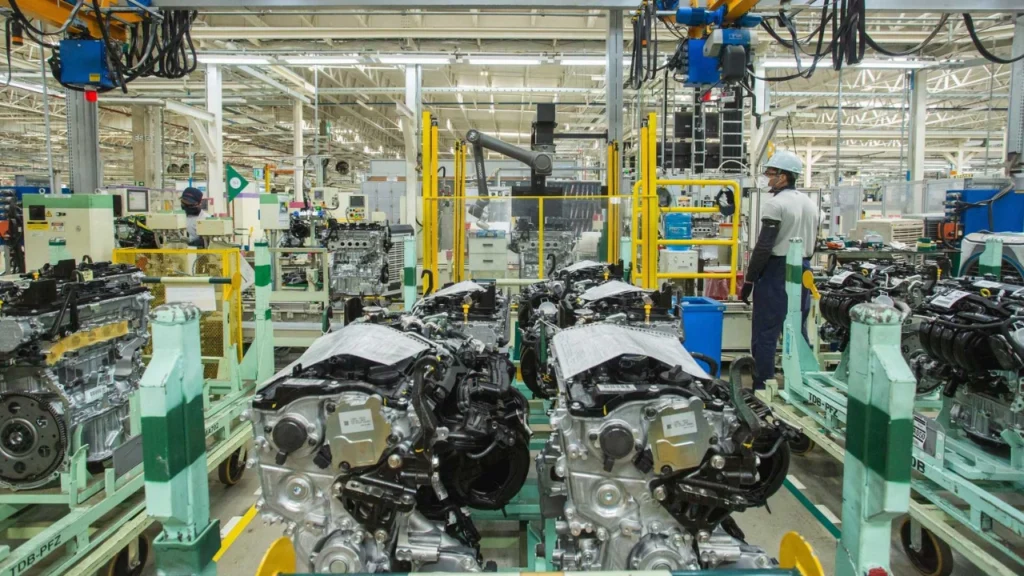 Imagem da fábrica Toyota operando