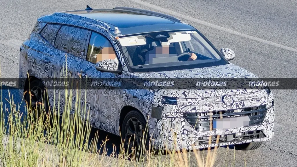 Foto flagra do Novo Volkswagen Taos híbrido
