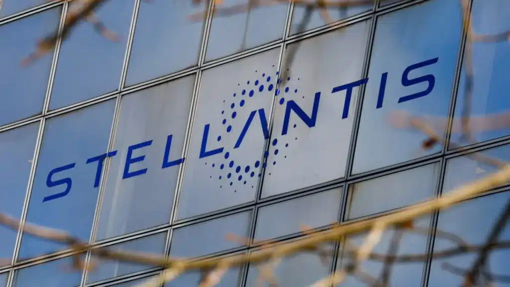 Stellantis surpreende e dá novo destino a carros que sairiam de circulação no Brasil