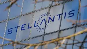 Stellantis surpreende e dá novo destino a carros que sairiam de circulação no Brasil