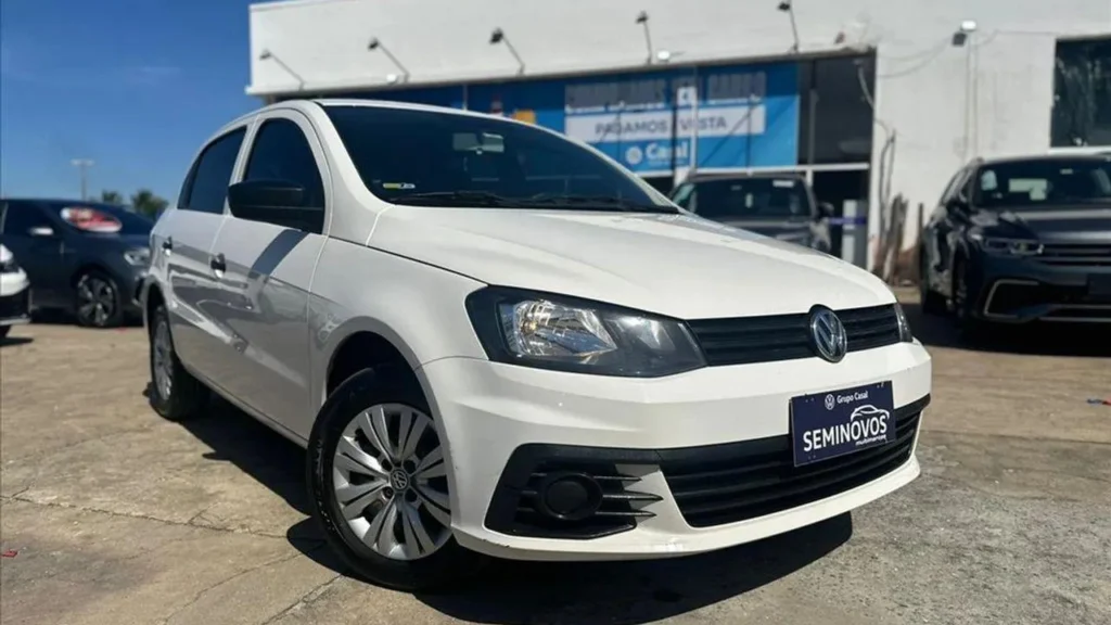 Foto do carro Volkswagen Gol, na cor branca