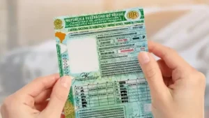 Como consultar a CNH antes de contratar um motorista profissional?