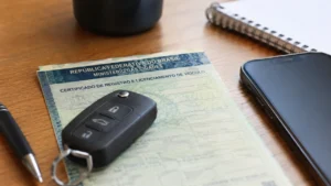 Documento do carro: o que é, quais são os documentos e como acessar cada um